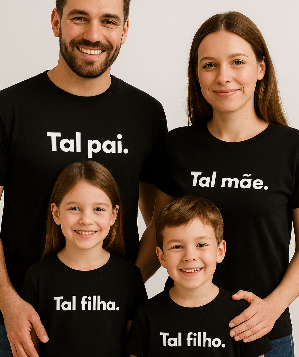 Família usando a mesma camiseta preta